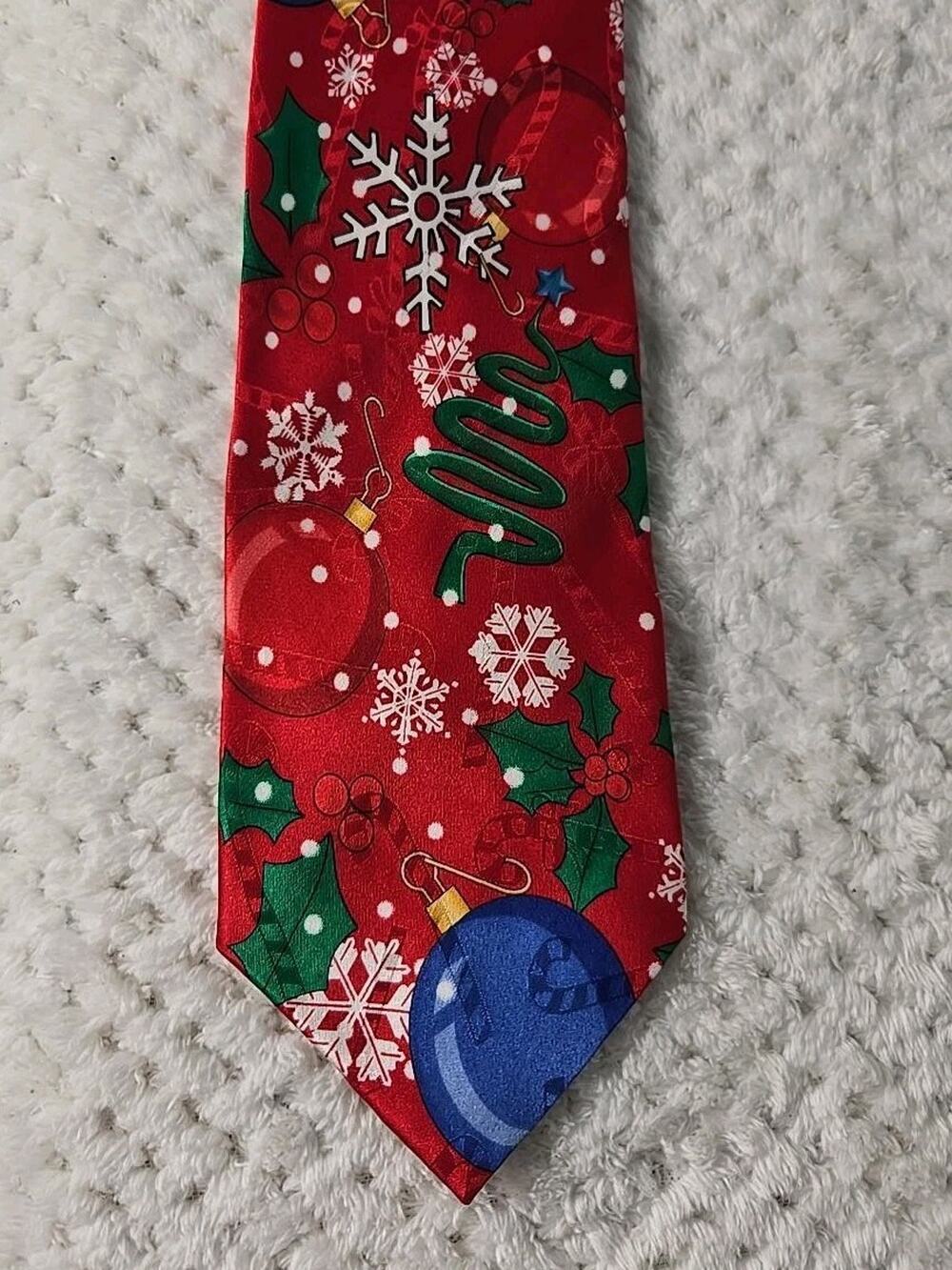 Hallmark Yule Tie Greetings 100% Silk Christmas Tie Red Ornaments Snowflakes